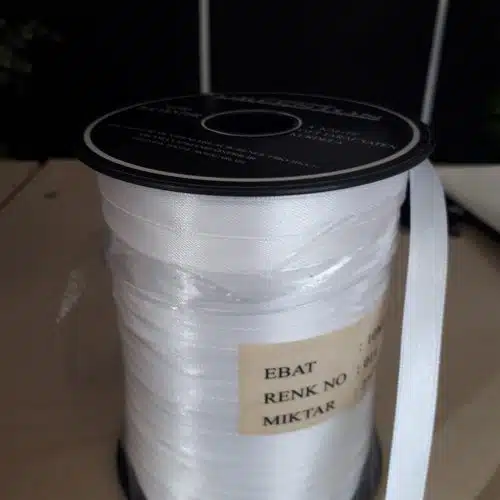 10mm wit satijn lint